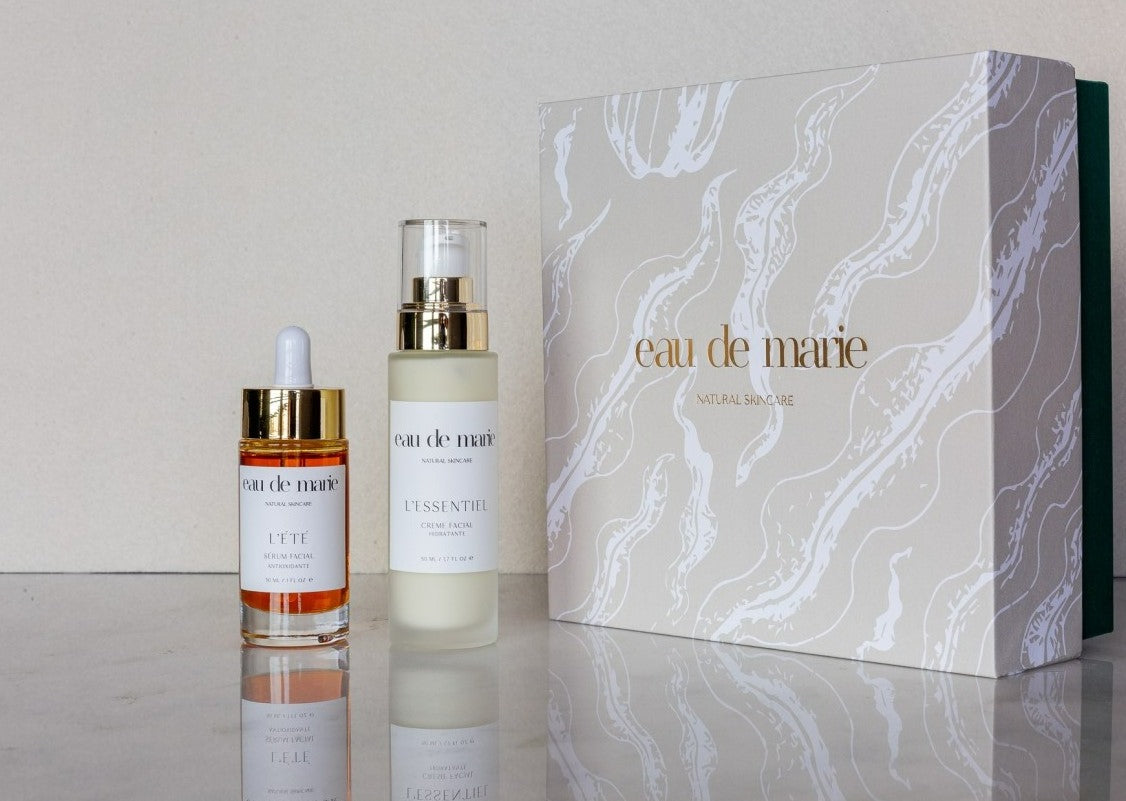 Prolongue o seu bronzeado de verão com o pack de hidratação L'ÉTÉ. A sua rotina diária com o nosso creme facial hidratante L'ESSENTIEL e o nosso rico sérum antioxidante L'ÉTÉ.